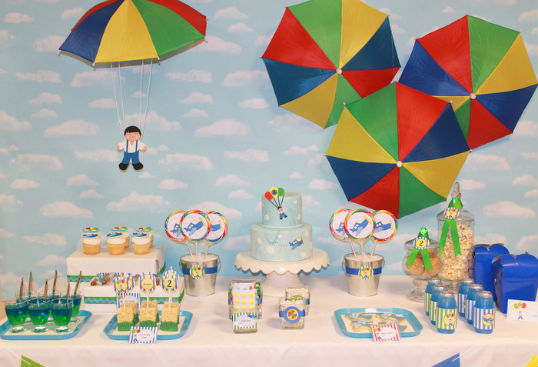 parachute party tablescape