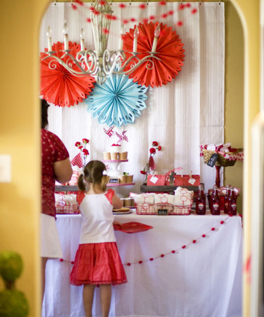 BERRY BERRY SO STRAWBERRY