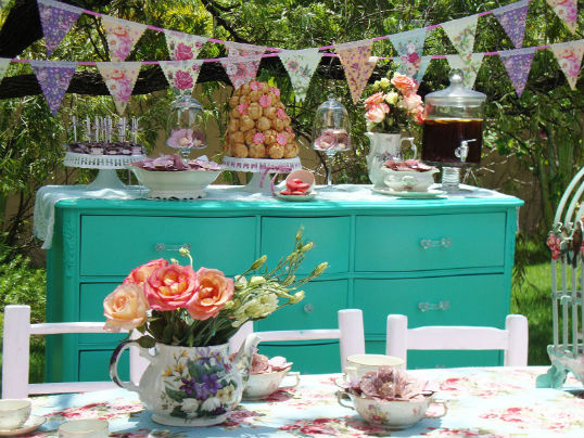 (FLORAL) GARDEN TEA PARTY ~ BIRTHDAY PARTY IDEAS