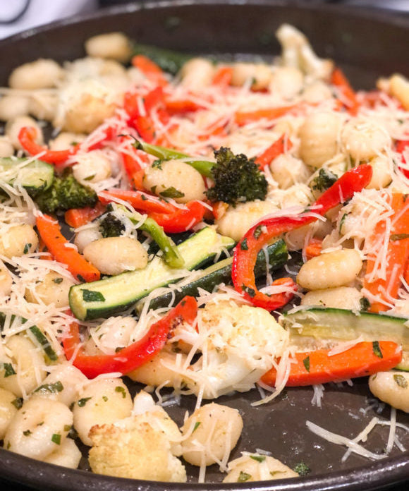 one pan gnocchi and vegetables