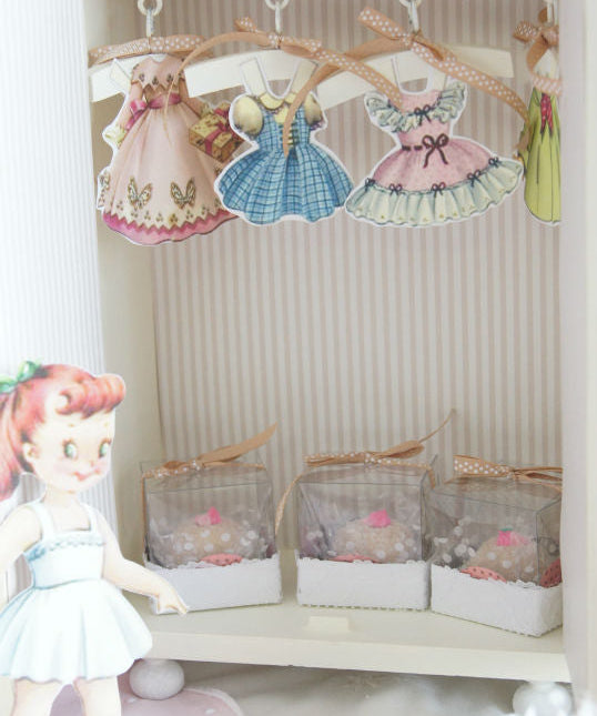 PRETTY PAPER DOLL PARTY