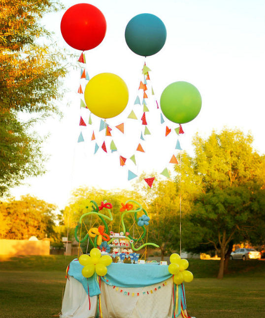 BALLOON BASH