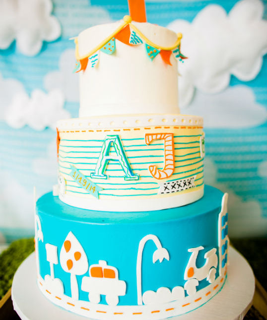 BOY-THEMED FIRST BIRTHDAY PARTY IDEAS