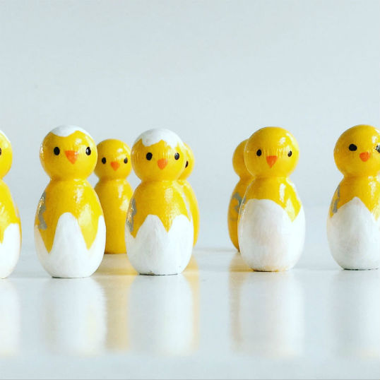 CUTE EASTER CHICKS - BIRTHDAY PARTY IDEAS-EASTER BASKETS-EGG HUNTS