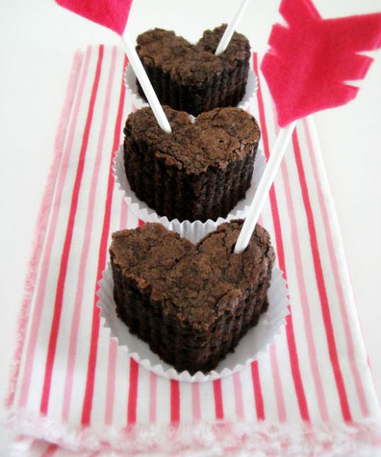 VALENTINE'S DAY, BROWNIE POINTS, AND A GIVEAWAY