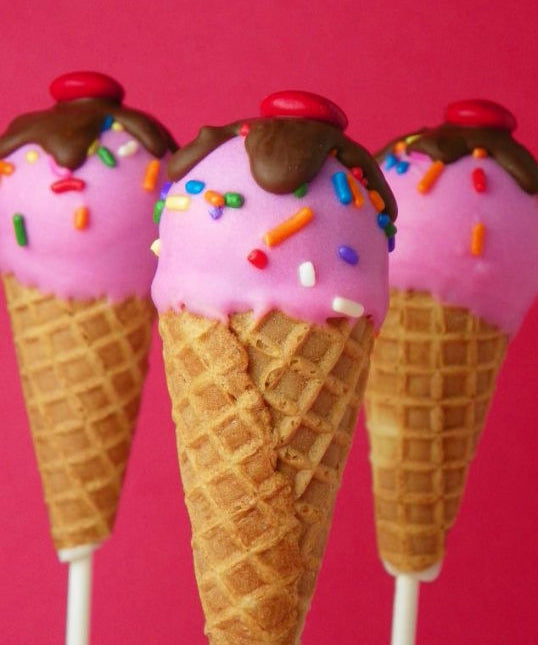 ONE YEAR ANNIVERSARY GIVEAWAY