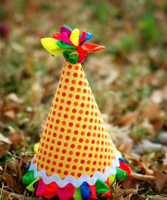 PARTY HAT GIVEAWAY FROM TIKKIDO