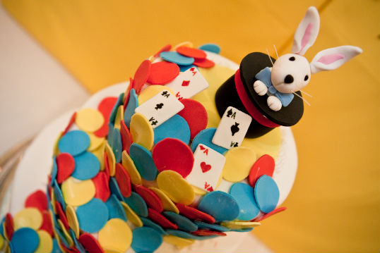 magic cake topper and cascade