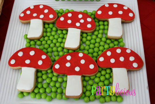 RED RIDING HOOD PARTY