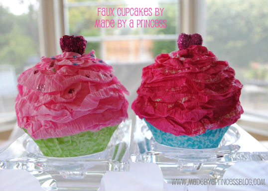 A CUPCAKE FOR KEEPS (Tutorial)
