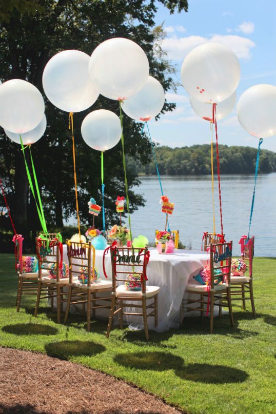 outdoor mexican fiesta table for birthday party