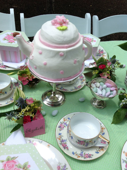 GARDEN TEA PARTY