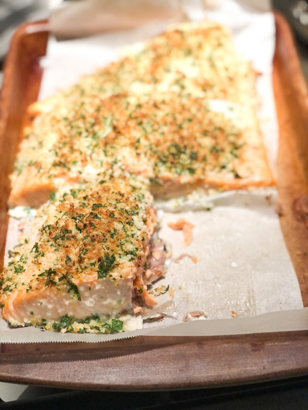 baked salmon filets with parsley and panko breadcrumbs