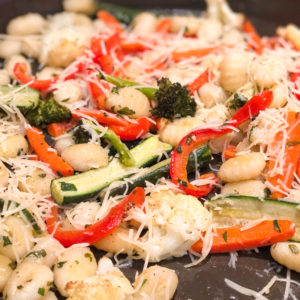 one pan gnocchi and vegetables