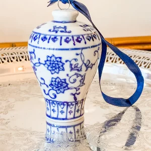 blue and white porcelain vase ornament