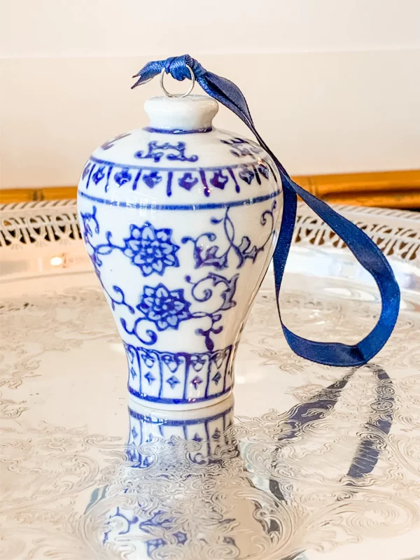 blue and white porcelain vase ornament